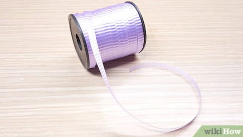 How to Curl Ribbon with Scissors