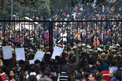 Congress Working Committee Likely to Meet Friday to Discuss Students' Protests, Violence in JNU