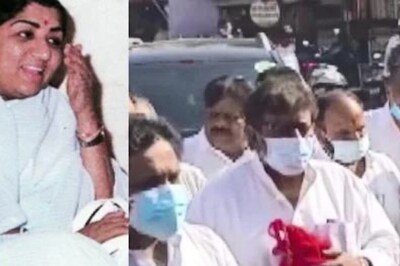 Lata Mangeshkar's Sister Usha, Nephew Adinath Immerse her Ashes in Nashik’s Ramkund