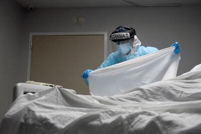 100 Million Cases Worldwide, as US Seeks to Reset its Covid Fight