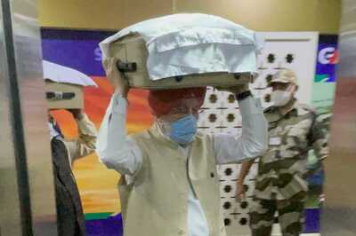 Afghanistan Crisis: Union Minister Hardeep Puri Receives Guru Granth Sahib at Airport as Spl Plane with 44 Sikhs Lands in Delhi | Watch