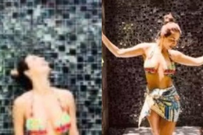 Malaika Arora Flaunts Toned Body in Sexy Multi-Hued Bikini; See Pictures