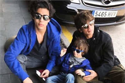 Shah Rukh Khan and His Two 'Vices' Aryan & AbRam Soak Up The Sun in Barcelona; See Photos