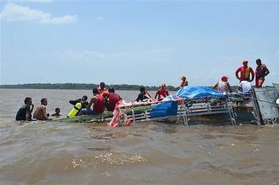 Around 30 bodies found in migrant boat: Italian authorities