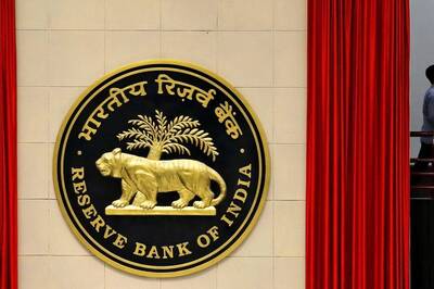Lata Mangeshkar Death: RBI Shuts Maharashtra Branches, Halts Operations Today; Know More