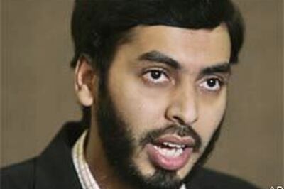 Haneef wants Australian govt to pay damages