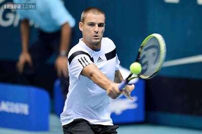 Youzhny beats Ferrer to win Valencia Open