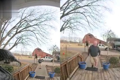 Don't Blink Else You Will Miss This Spooky Face-Off Between Rat Snake And Man