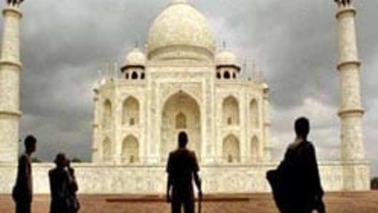 Who allowed Microsoft's Vista act at Taj, asks SC
