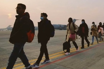 After MEA Advisory, Indians in Sumy Say 'Confused' Whether to Leave for Border; Supplies Running Out