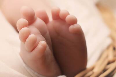 HC Allows Teen Rape Victim to Terminate 28-week Pregnancy, Asks AIIMS to Preserve Foetus