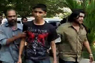 Unaware of dad's death, boy runs for gold