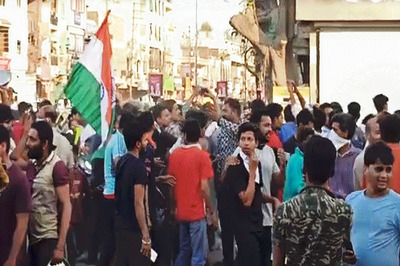 Tricoulour in Hand, Indore Youngsters Take Out Processions at Two Places Despite COVID Curfew