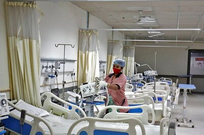 Covid Cases May Peak in Next 20 Days, But Fourth Wave Unlikely | Here's What Experts Say