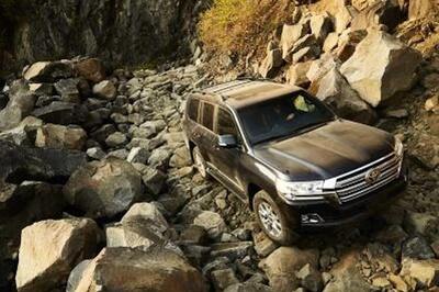 2016 Land Cruiser: Toyota unveils its all-new 8-seater SUV