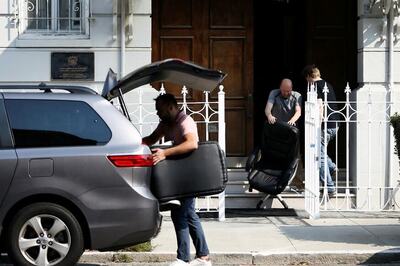 Russian Diplomats Vacate Three Properties on US Orders