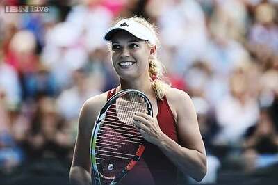 Caroline Wozniacki, Venus Williams advance to set up Auckland showdown
