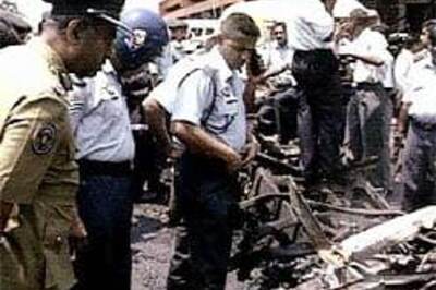 Land mine blast in Lanka, 62 killed