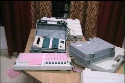 Delhi elections: How to ensure there are no discrepancies in EVMs, AAP asks EC