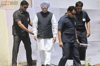 US court asks Sikh group to summon Manmohan Singh by June 18