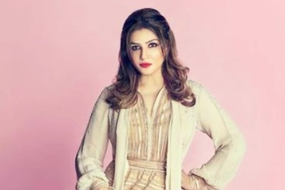 Raveena Tandon Wears her Desi Pride as She Nails Salwar Kameez Look