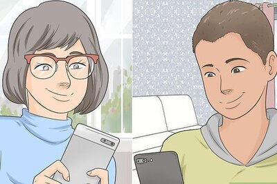 How to Ask a Girl Out in Middle School over Text Message