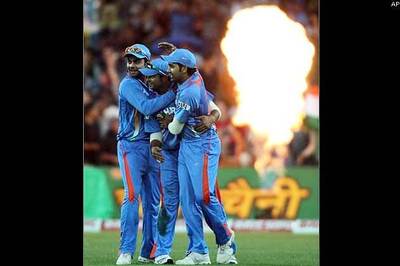 Cricket Australia promotes tobacco, faces action