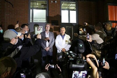 Plane Carrying Comatose Russian Dissident Lands In Germany