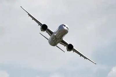 Five Killed After Tourist Plane, Microlight Aircraft Collide in West France