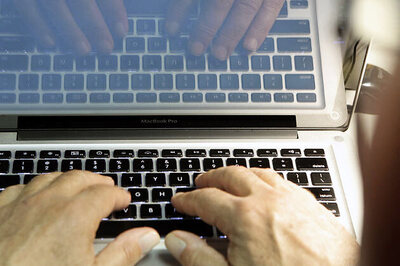 France operates a PRISM-like spy network: Le Monde