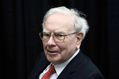 Warren Buffett Owns 5 Percent of Apple. He'd Like to Own More