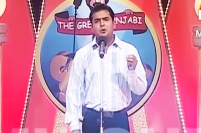 Can You Spot Comedian Kapil Sharma in Ghuggi's Old Punjabi Video?