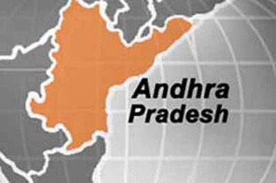 AP: Smuggler tries to bury officer in sand