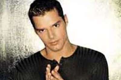 Ricky Martin pissed with mag