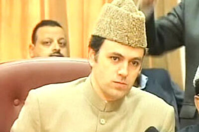 Lift ban on pre-paid SIMs, says J-K Chief Minister