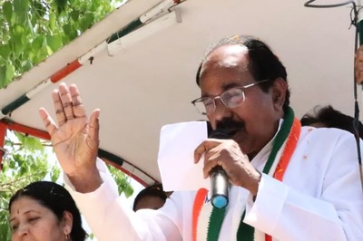 Centre Has Left 'National Problem' of Migrant Labourers to States: M Veerappa Moily