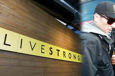 Armstrong says sorry to cancer foundation staff