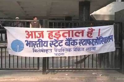 Bihar: Strike hits financial, transport services