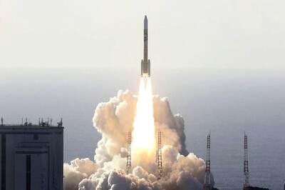 UAE Successfully Launches Its First Ever Mission to Mars From Japan Spaceport