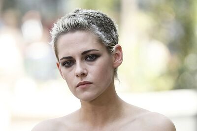 Bleach Blonde Hair Is Back At Chanel Front Row