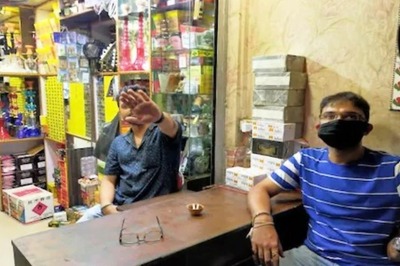 Enforcement Team in Kolkata Beaten, Forced to Retreat After Shopkeeper Refuses to Allow Raid