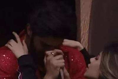 Bigg Boss Marathi 5: Nikki Tamboli Breaks Down After Arbaz Patel's Elimination