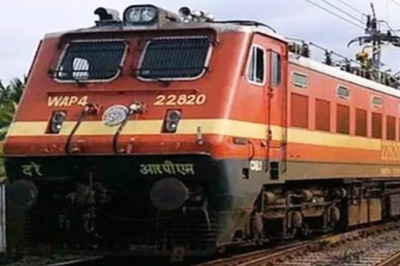 Partial Change in Arrival, Departure Timings of Trains in Western Railway. Details