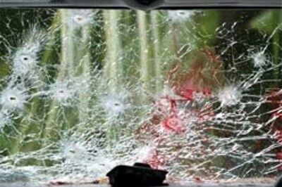 Bomb blast in Sri Lanka, 5 killed