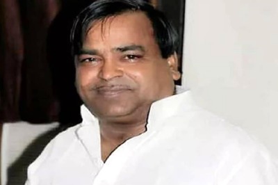 FIR Registered Against Former UP Minister Gayatri Prajapati in Disproportionate Assets Case