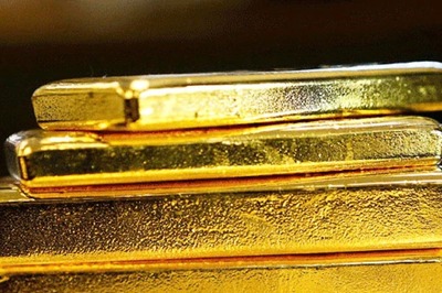 Gold Price Today Dips, Silver Slumps Too. Know Latest Rates