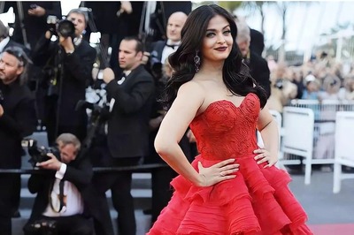 Here’s How You Can Achieve the Classic Red Pout Look of Aishwarya Rai Bachchan