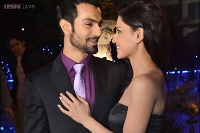 Veena Malik refused to lock lips with Ashmit Patel in 'Supermodel': Navin Batra