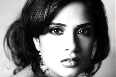 Richa Chadha signs Omung Kumar's 'Sarabjit'