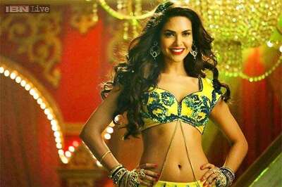 I haven't disowned 'Humshakals', says Esha Gupta
